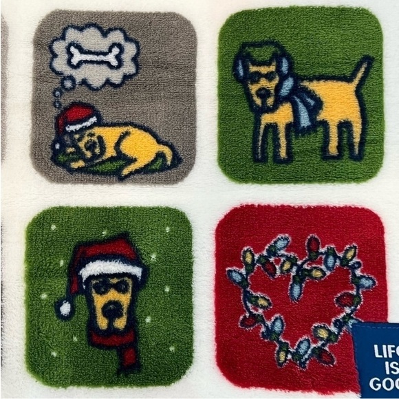 Life is good - ‘Dog Holiday’ plush throw. 50” x 70”. NWT. - Picture 3 of 4